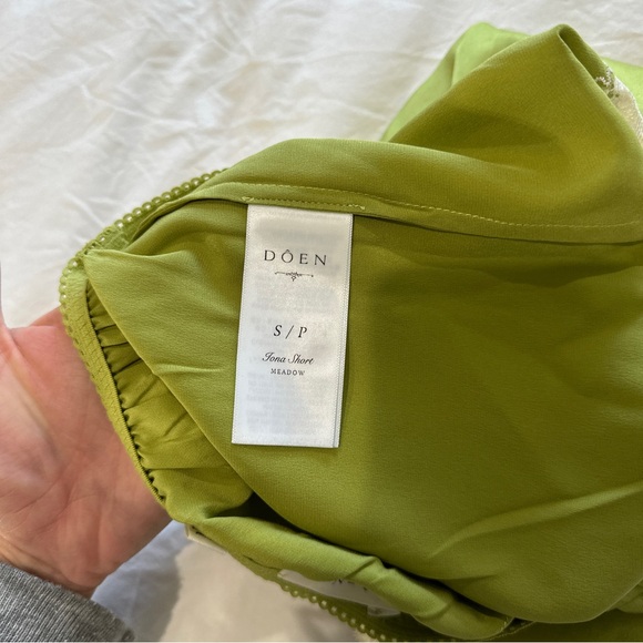 Doen Iona Short ~ Meadow - Picture 7 of 8